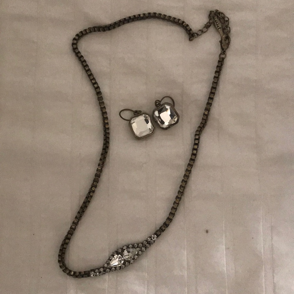 Chloe + Isabel Set